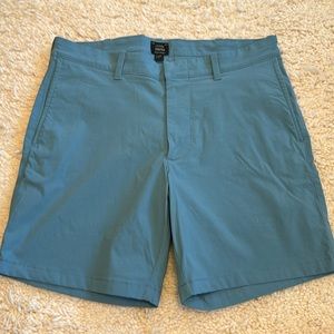 Jcrew Men’s Stretch Short. Size 33, 7” inseam